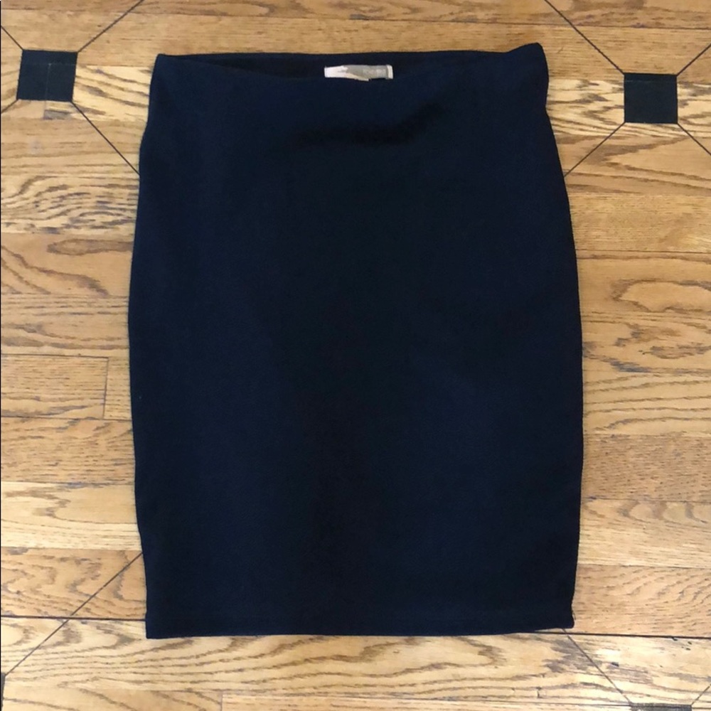 Forever 21 Black Stretchy Pencil Skirt